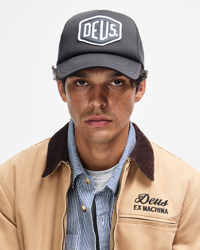 BaylandsTrucker.Black-White