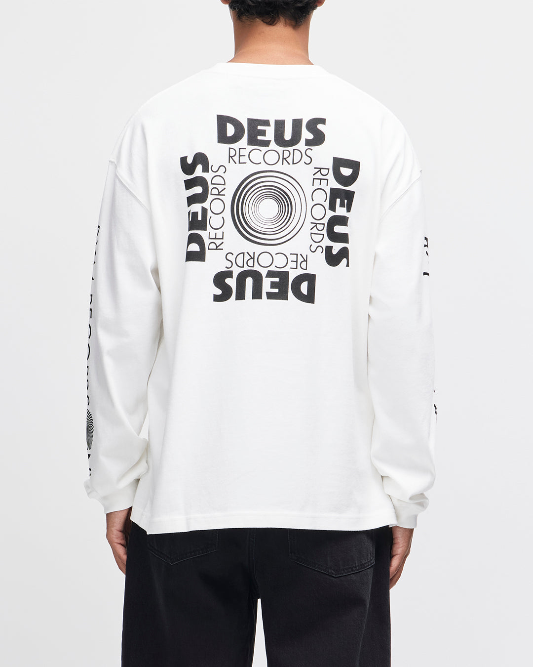 Tees | Deus Ex Machina | Defacto Ls Tee - Vintage White – Deus Ex