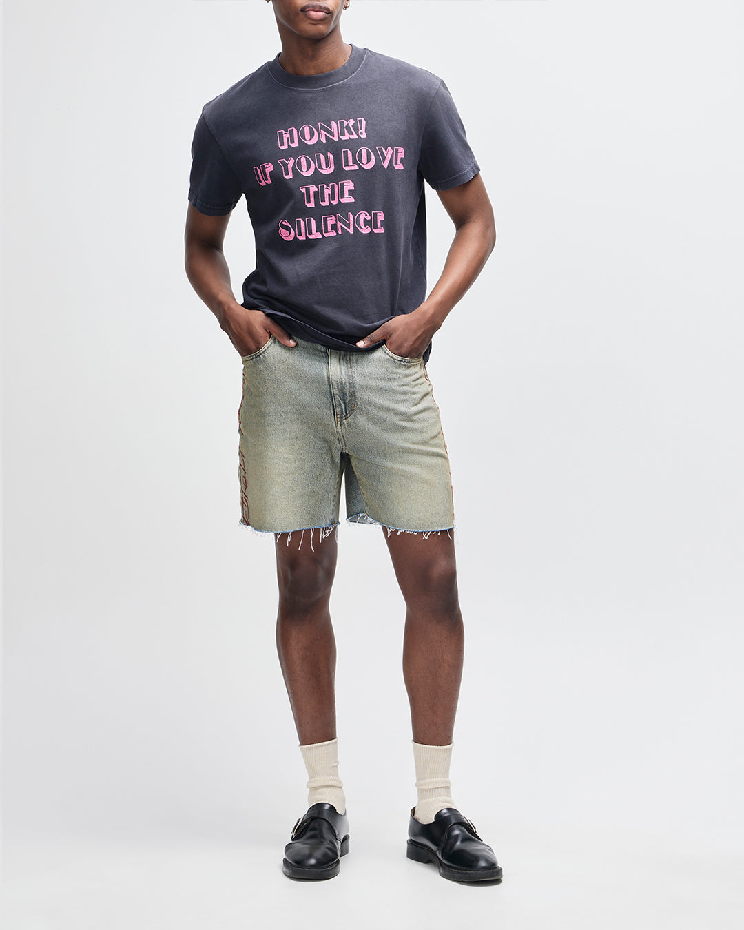 Walk Shorts | Deus Ex Machina | La Magie Short - Dirty Denim