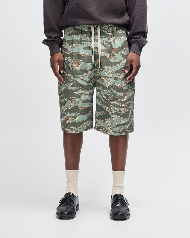 D261UWK706-UnforseenShort