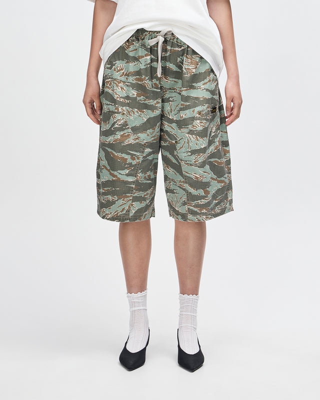 D261UWK706-UnforseenShort