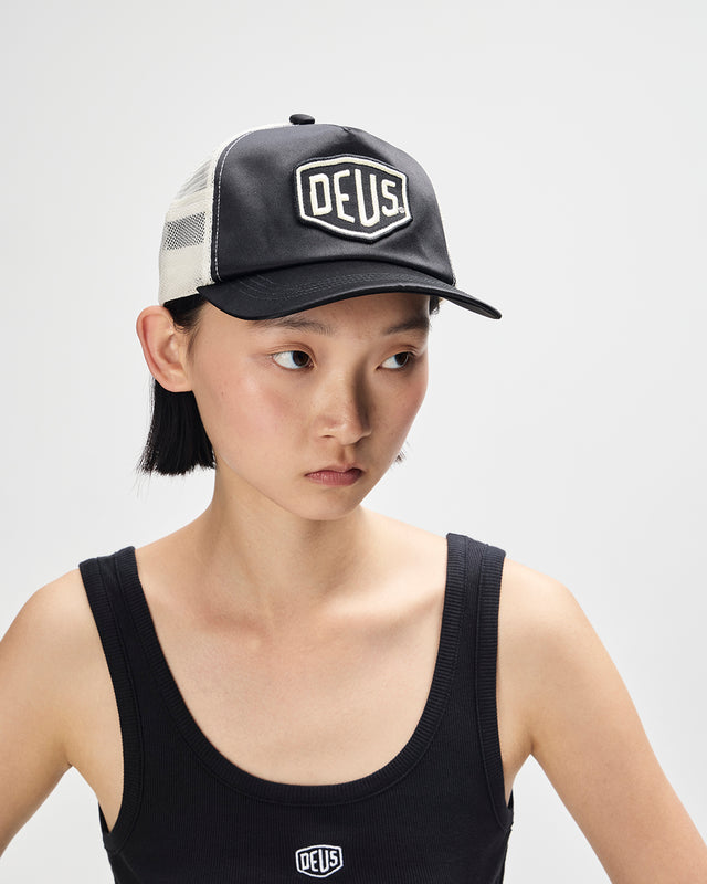 Paris Shield Trucker - Black