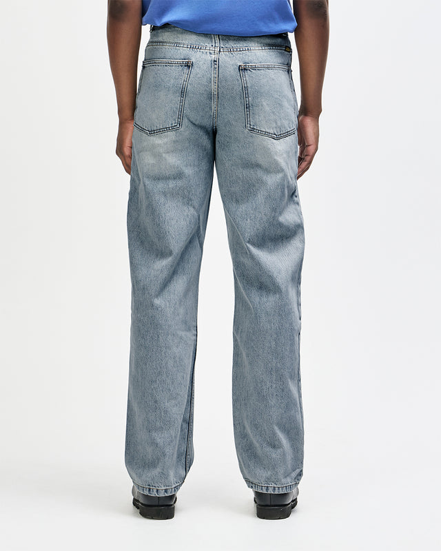 True Line Straight Jean - Washed Indigo