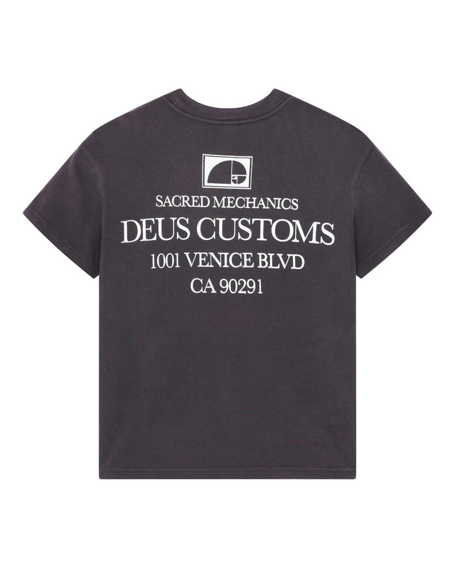 Perfect_Ratio_Tee-Black_Beauty