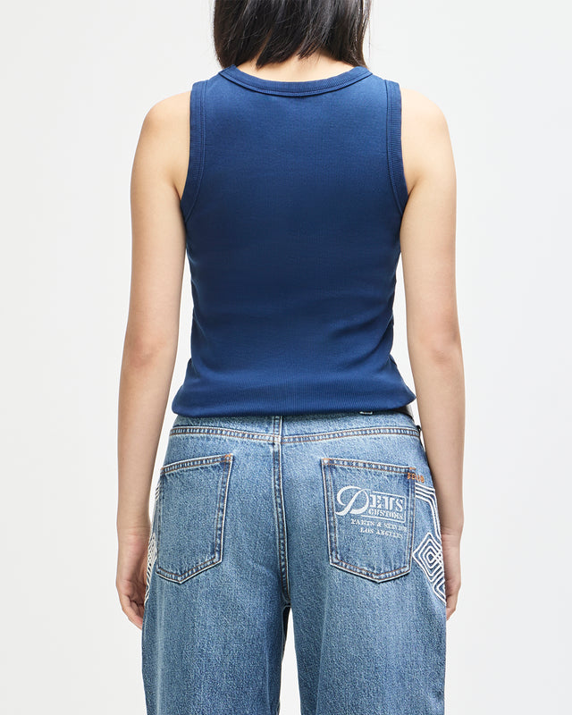 4x4-shield-tank-pageant-blue