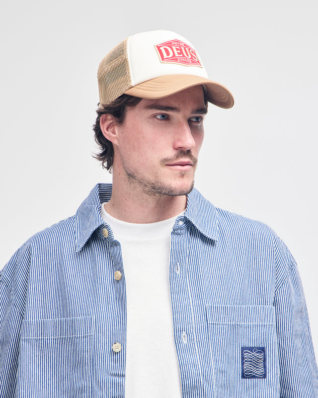 Josel Trucker - Camel Brown