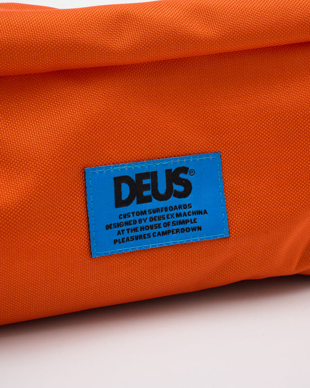 shoreline-wash-bag-mandarin-orange