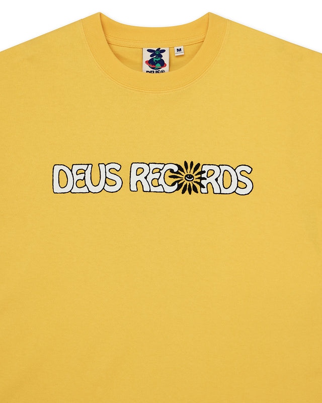 big-world-tee-banana-cream